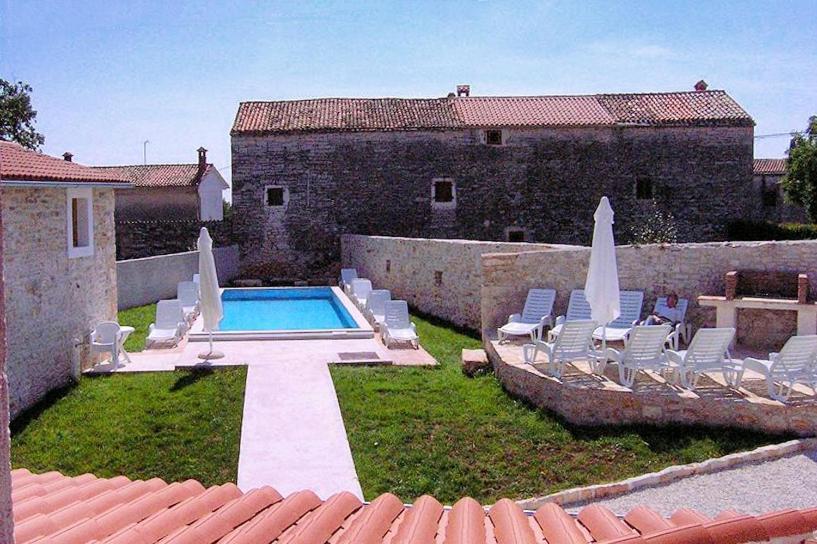 Family Friendly House With A Swimming Pool Orihi, Central Istria - Sredisnja Istra - 3415 Barban Exterior photo