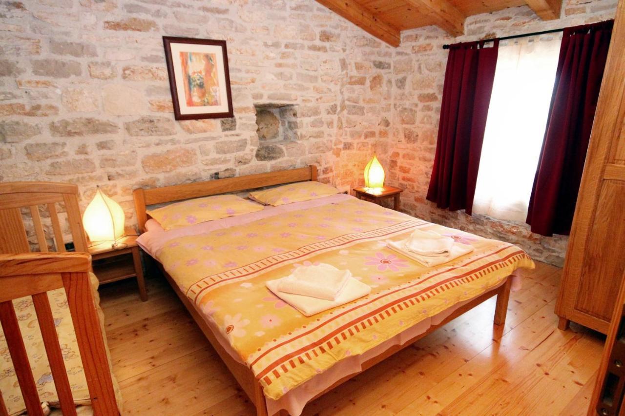 Family Friendly House With A Swimming Pool Orihi, Central Istria - Sredisnja Istra - 3415 Barban Exterior photo