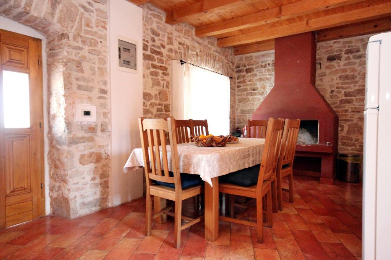 Family Friendly House With A Swimming Pool Orihi, Central Istria - Sredisnja Istra - 3415 Barban Exterior photo