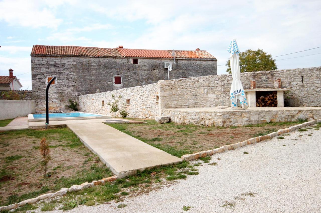 Family Friendly House With A Swimming Pool Orihi, Central Istria - Sredisnja Istra - 3415 Barban Exterior photo