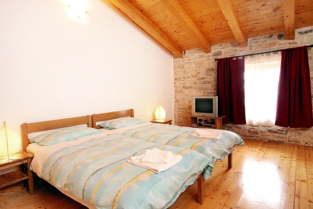 Family Friendly House With A Swimming Pool Orihi, Central Istria - Sredisnja Istra - 3415 Barban Exterior photo