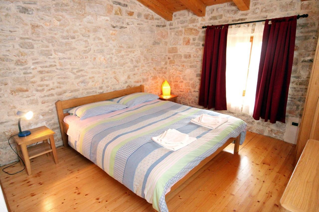 Family Friendly House With A Swimming Pool Orihi, Central Istria - Sredisnja Istra - 3415 Barban Exterior photo