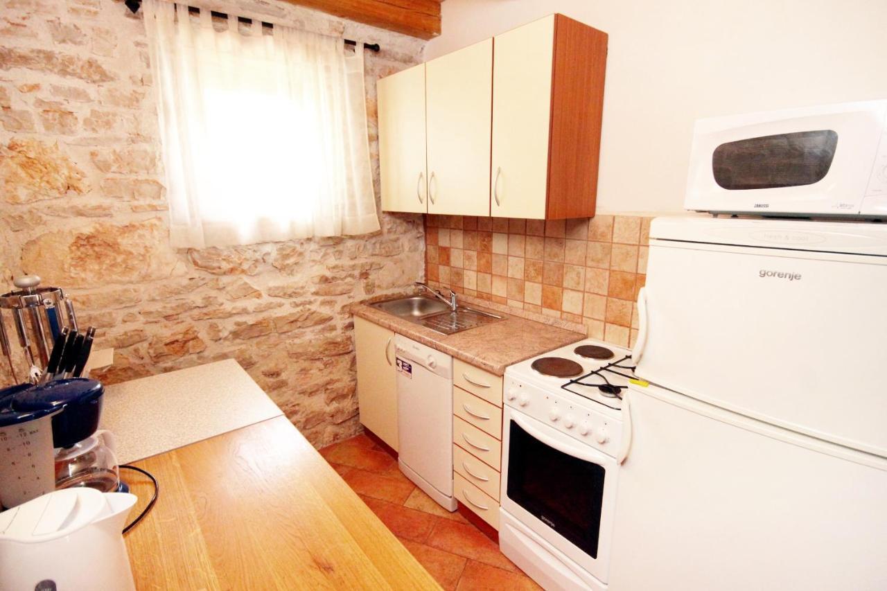 Family Friendly House With A Swimming Pool Orihi, Central Istria - Sredisnja Istra - 3415 Barban Exterior photo